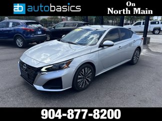 Used 2023 Nissan Altima 2.5 SV image 1