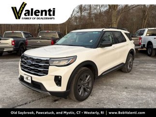 New 2025 Ford Explorer Active w/ Active Comfort Package image 1