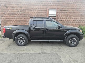 Used 2015 Nissan Frontier PRO-4X w/ Pro-4x Luxury Package image 1