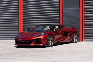 Used 2024 Chevrolet Corvette Z06 image 1