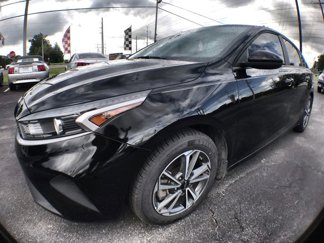 Used 2022 Kia Forte LXS image 1