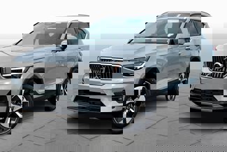 New 2025 Volvo XC40 B5 Plus w/ Protection Package Premier image 1