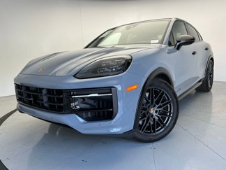 Used 2025 Porsche Cayenne GTS image 1
