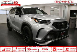 Certified 2024 Toyota Highlander XSE image 1