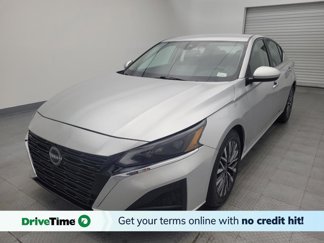 Used 2023 Nissan Altima 2.5 SV image 1