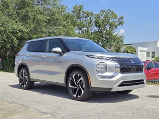 New 2025 Mitsubishi Outlander SE image 1