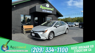 Used 2023 Toyota Corolla LE image 1