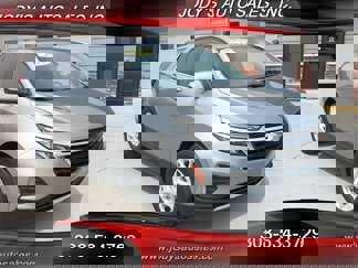 Used 2023 Chevrolet Equinox LT image 1