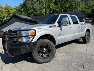 Used 2014 Ford F250 Lariat w/ Lariat Interior Package image 1