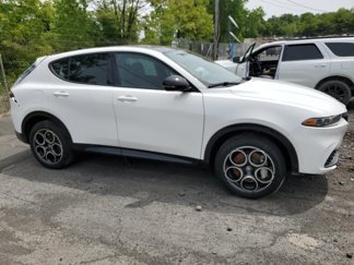 Used 2025 Alfa Romeo Tonale image 1