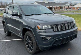 Used 2018 Jeep Grand Cherokee Altitude image 1