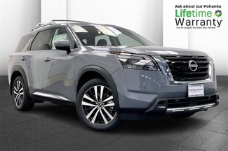 New 2025 Nissan Pathfinder Platinum image 1