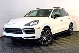 Certified 2023 Porsche Cayenne Platinum Edition image 1