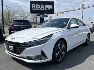 Used 2022 Hyundai Elantra SEL w/ Convenience + Premium Package image 1