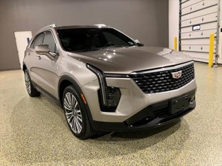Used 2024 Cadillac XT4 Premium Luxury w/ Technology Package image 1