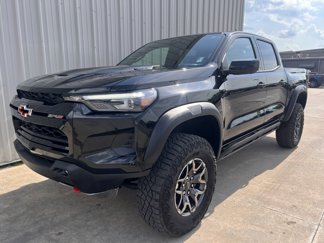 Used 2025 Chevrolet Colorado ZR2 w/ Technology Package image 1