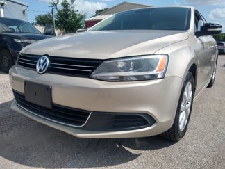 Used 2014 Volkswagen Jetta SE image 1