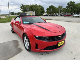 Used 2023 Chevrolet Camaro LT image 1