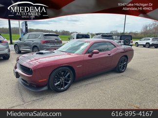 Used 2022 Dodge Challenger R/T image 1