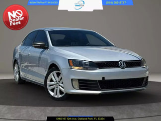 Used 2014 Volkswagen Jetta GLI image 1