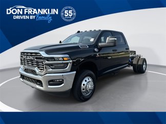 New 2025 RAM 3500 Tradesman w/ Chrome Appearance Group image 1