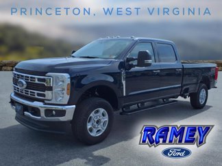 New 2025 Ford F250 XLT image 1