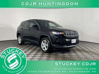 Used 2023 Jeep Compass Sport image 1