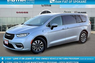 Used 2023 Chrysler Pacifica Touring-L image 1