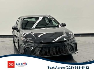 Certified 2025 Toyota Camry SE image 1