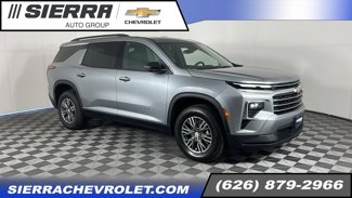 New 2025 Chevrolet Traverse LT image 1