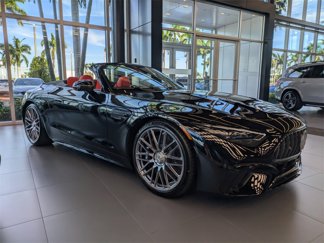 New 2025 Mercedes-Benz SL 63 AMG S e Performance 4MATIC image 1