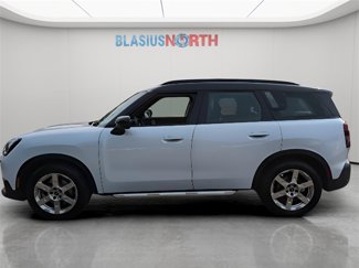 Used 2025 MINI Cooper Countryman S image 1