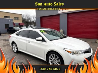 Used 2015 Toyota Avalon Limited image 1