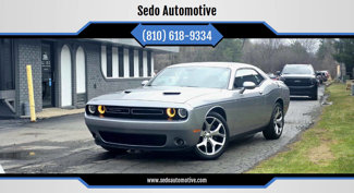 Used 2015 Dodge Challenger SXT Plus image 1