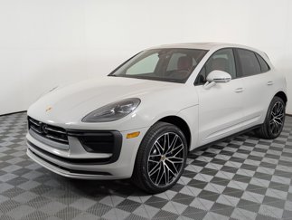 Used 2025 Porsche Macan image 1