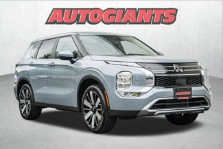 New 2025 Mitsubishi Outlander SE image 1