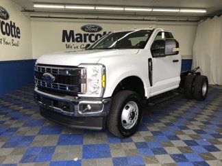 New 2025 Ford F350 XL image 1