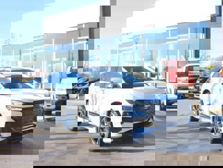 New 2025 Audi Q4 e-tron Prestige image 1
