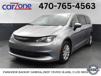 Used 2021 Chrysler Voyager L image 1