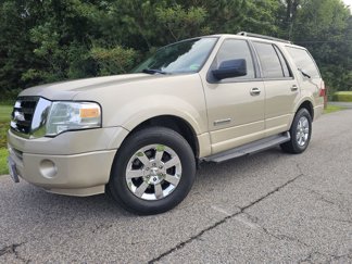 Used 2008 Ford Expedition XLT image 1