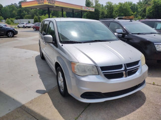 Used 2012 Dodge Grand Caravan SXT image 1