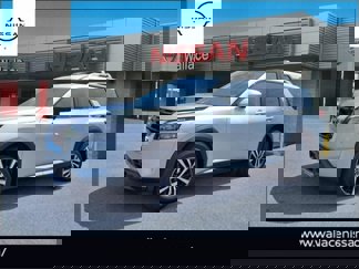 New 2025 Nissan Pathfinder Platinum image 1