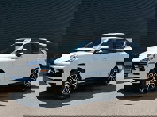 Certified 2021 Porsche Cayenne image 1
