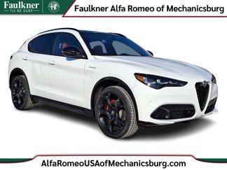 New 2025 Alfa Romeo Stelvio Sprint image 1