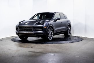 Certified 2024 Porsche Cayenne image 1