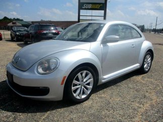 Used 2012 Volkswagen Beetle 2.5 image 1