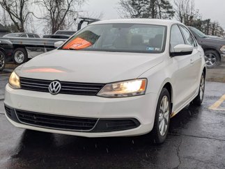 Used 2013 Volkswagen Jetta SE image 1