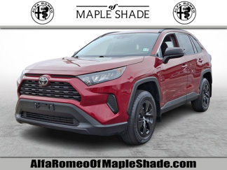 Used 2020 Toyota RAV4 LE image 1