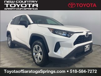 Used 2022 Toyota RAV4 LE image 1
