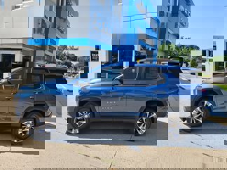 New 2026 Chevrolet Equinox LT w/ Convenience Package II image 1